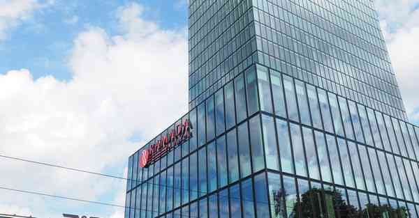 儿童智能机器人可咬人不