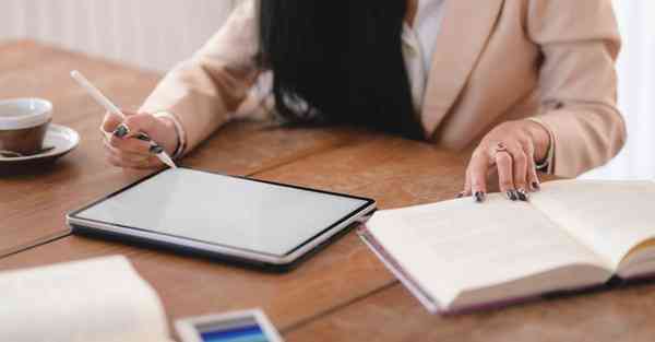 智能机器人管家创新点