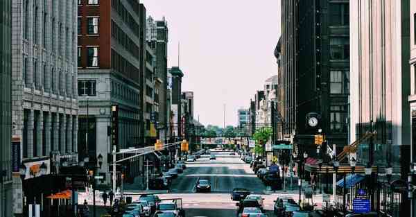 儿童智能机器人可咬人不