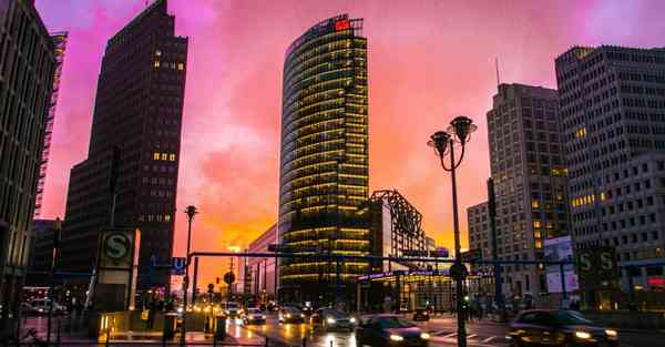 智能机器人吸睛