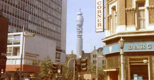 夏米智能伴读机器人：人工智能与教育的结合