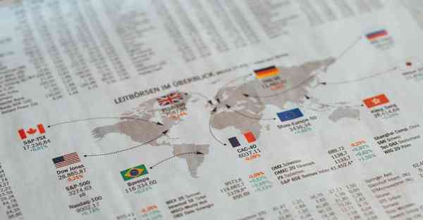 北斗导航智能割草机器人