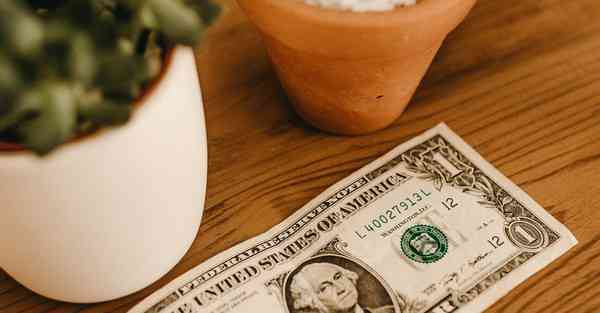 EILIK智能机器人开机 小谷智能机器人开不开机怎么弄