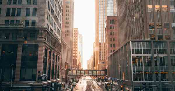 便宜的人工智能机器，便宜的人工智能机器人